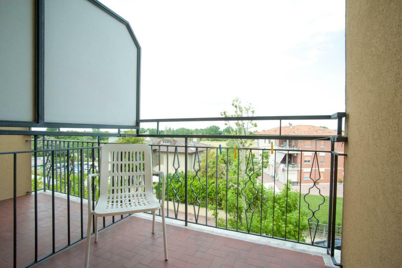 Hotel Sara*** Cesenatico Exterior photo